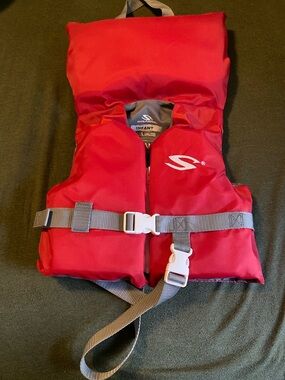 Stearns Infant Red Life Jacket